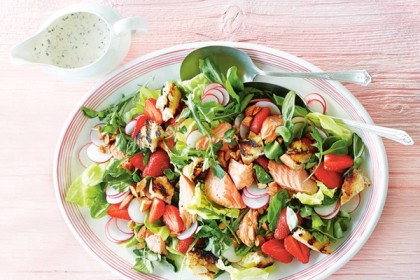 Grilled Salmon & Strawberry Salad Recipe