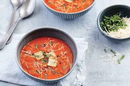 Roasted-Red-Pepper-and-Tomato-Soup